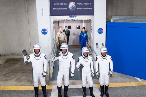 Cohete de SpaceX despega con éxito hacia la Estación Espacial Internacional