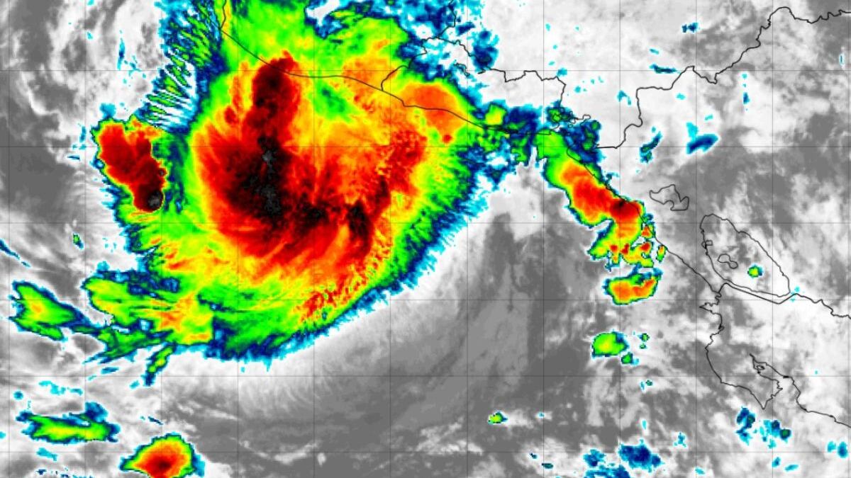 Muertos por tormenta tropical Pilar en El Salvador.
