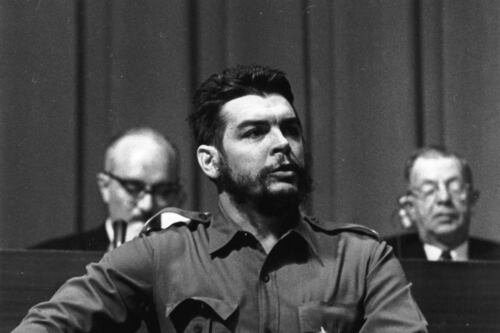 Murió el general boliviano que capturó al ‘Che’ Guevara, pero lo velaron sin honores