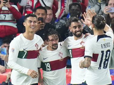Portugal supera a República Checa; España cae ente Suiza